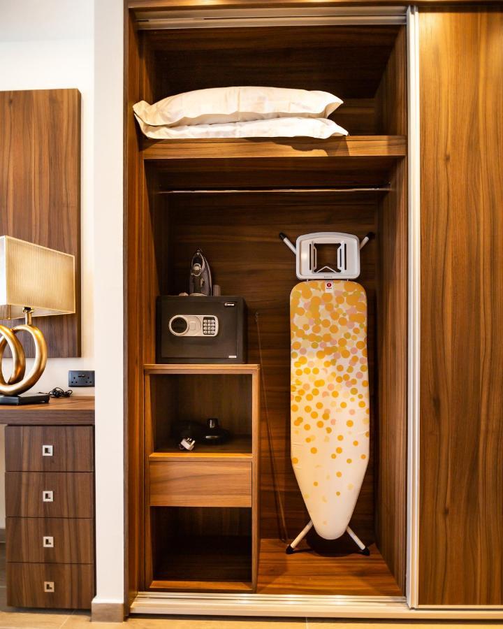 Leonardo Boutique Hotel Larnaca Luaran gambar