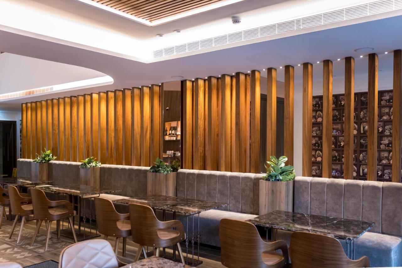 Leonardo Boutique Hotel Larnaca Luaran gambar