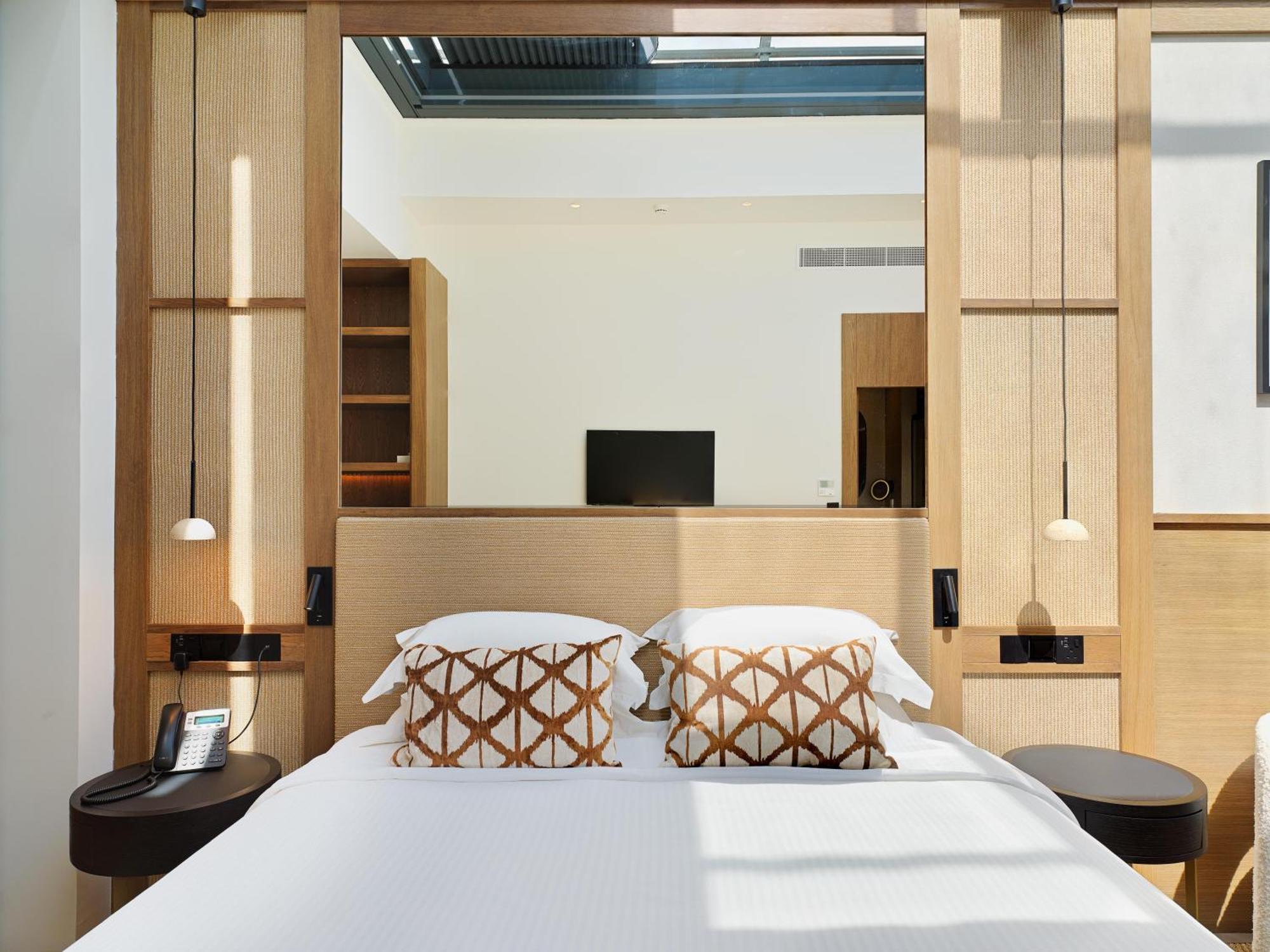 Leonardo Boutique Hotel Larnaca Bilik gambar